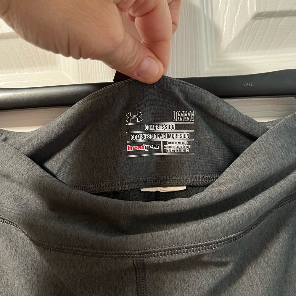 Under Armor Compression Leggings - image 2